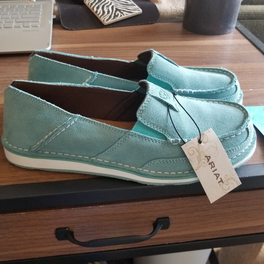 Teal slip on ariats